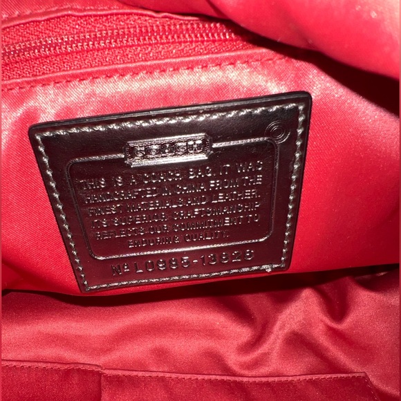 💥💥💥Coach Womens Poppy Op Art Glam Jacquard Tote Purse Shoulder Bag Black Medium - Picture 5 of 13